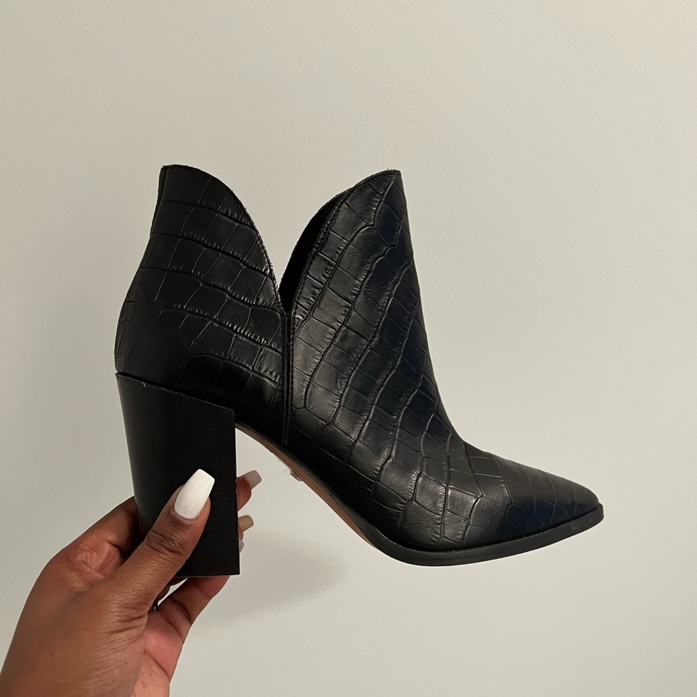 Black heeled boots from Aldo. Size 39
